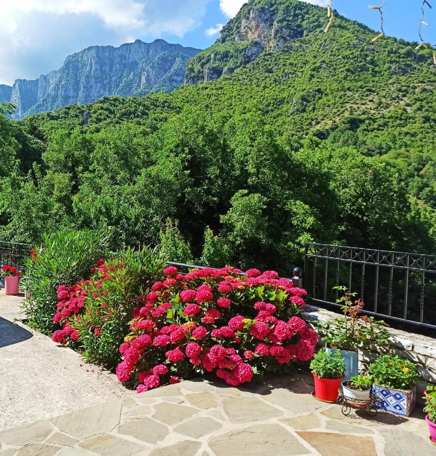 Hotel Foris House Víkos Zewnętrze zdjęcie
