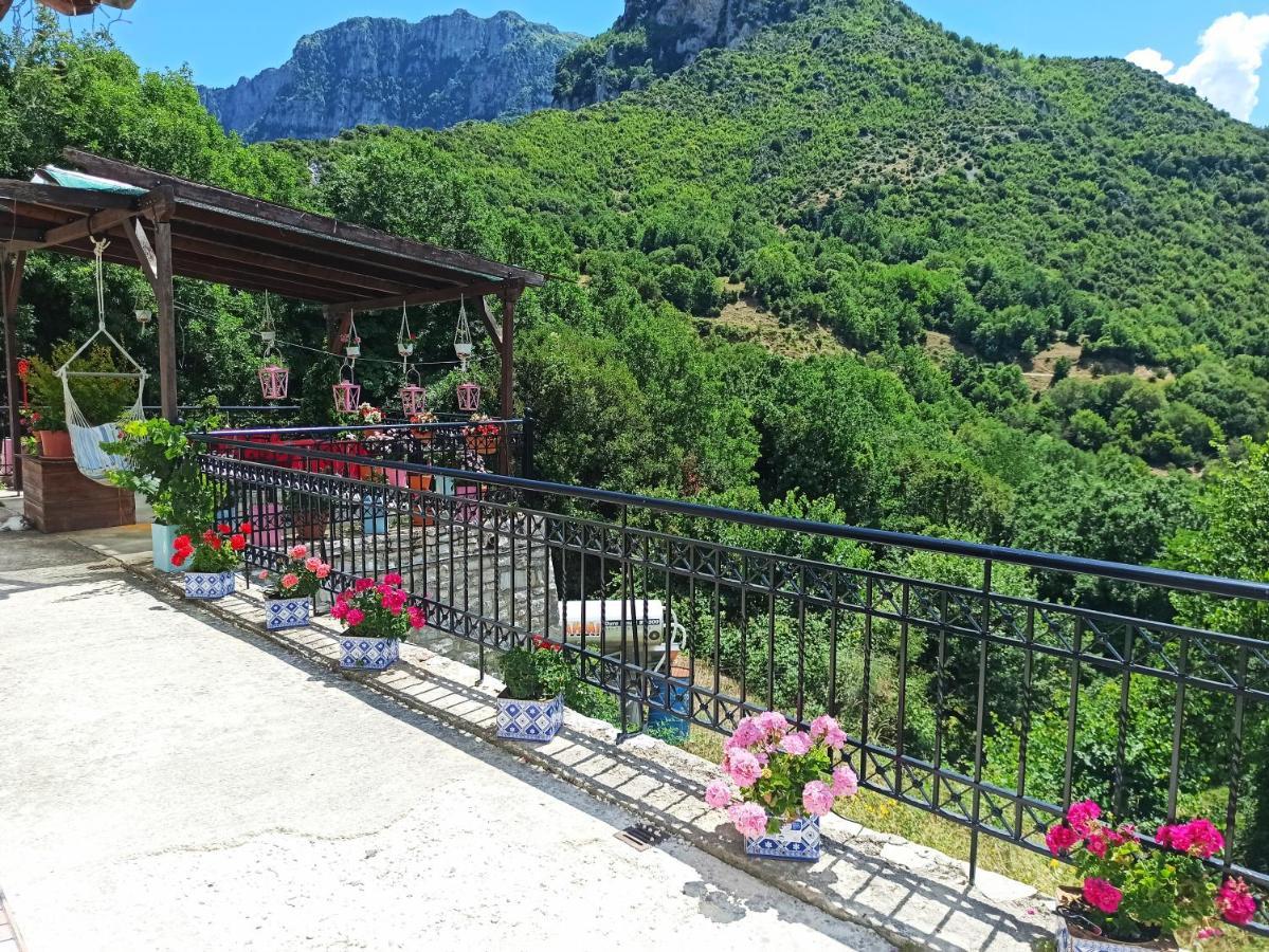 Hotel Foris House Víkos Zewnętrze zdjęcie