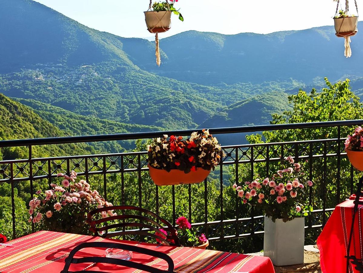 Hotel Foris House Víkos Zewnętrze zdjęcie